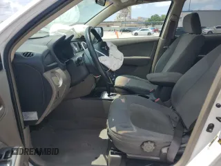 2004 Mitsubishi Outlander LS z VIN JA4LX31F44U047876, wystawiony jako Copart lot #59395585 z przebiegiem 148 726 mil mil oraz Szkoda całkowita • Salvage title. Historia ofert i sprzedaży dostępna na DreamBid. Obrazek 7.