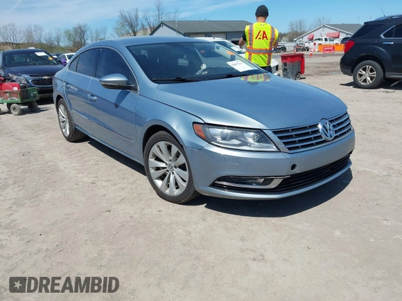 2013 Volkswagen CC Sport with VIN WVWBN7AN6DE536425, listed as a IAAI auction lot 42091513 with 180,753 mi miles. Bid and sale history available at carsss.com. Image 1.