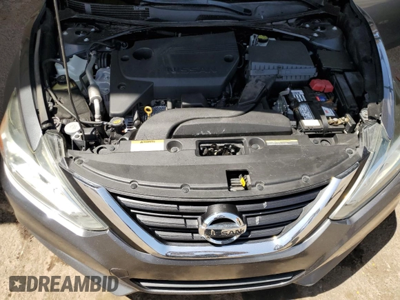 2018 Nissan Altima SV with VIN 1N4AL3AP9JC209607, listed as a Copart auction lot 52555325 with 187,238 mi miles and Clean Title. Bid and sale history available at DreamBid. Image 7.
