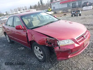 2000 Honda Accord SE z VIN JHMCG567XYC016760, wystawiony jako IAAI lot #41626962 z przebiegiem 212 974 mil mil oraz . Historia ofert i sprzedaży dostępna na DreamBid. Obrazek 1.
