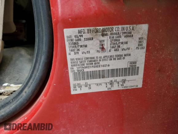 1999 Ford F-250 XL z VIN 1FTNW21F0XEE10216, wystawiony jako Copart lot #55312155 z przebiegiem 366 930 mil mil oraz Szkoda całkowita • Salvage title. Historia ofert i sprzedaży dostępna na DreamBid. Obrazek 12.