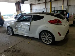 2015 Hyundai Veloster with VIN KMHTC6AD0FU236993, listed as a Copart auction lot 62411173 with 83,612 mi miles. Bid and sale history available at carsss.com. Image 2.