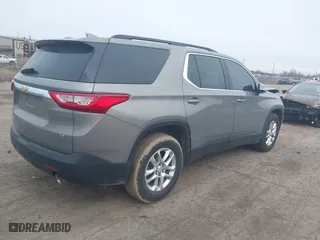 2019 Chevrolet Traverse LT Cloth with VIN 1GNEVMKW0KJ241772, listed as a IAAI auction lot 41724207 with 122,304 mi miles. Bid and sale history available at carsss.com. Image 4.
