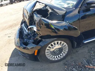 2016 Volkswagen Beetle SE с VIN 3VWJ17AT9GM620367, выставлен на аукционе IAAI как лот 42198976 с пробегом 94 048 миль миль и . История ставок и продаж доступна на DreamBid. Изображение 6.