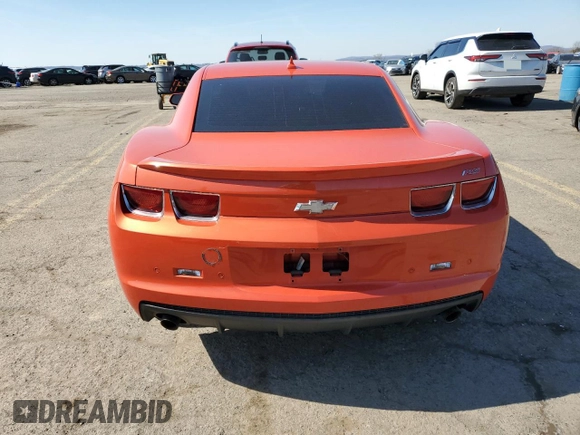 2013 Chevrolet Camaro LT z VIN 2G1FC1E34D9210891, wystawiony jako Copart lot #47850505 z przebiegiem 142 345 mil mil oraz Szkoda całkowita • Salvage title. Historia ofert i sprzedaży dostępna na DreamBid. Obrazek 6.