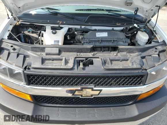 2018 Chevrolet Express Passenger LT with VIN 1GAZGPFPXJ1234733, listed as a Copart auction lot 59728105 with 92,513 mi miles and Salvage title. Bid and sale history available at DreamBid. Image 12.