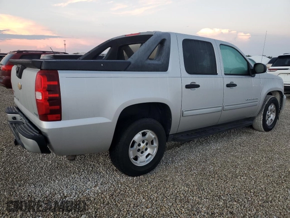 2010 Chevrolet Avalanche with VIN 3GNNCEE02AG264649, listed as a Copart auction lot 73942624 with 93,372 mi miles and Non Repairable. Bid and sale history available at DreamBid. Image 3.