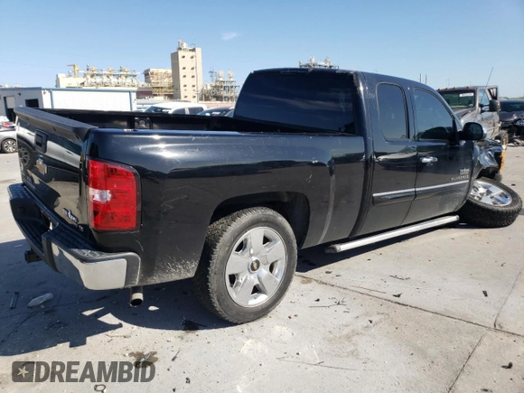 2011 Chevrolet Silverado 1500 LT with VIN 1GCRCSE02BZ450685, listed as a Copart auction lot 50261105 with 95,386 mi miles and Salvage Title. Bid and sale history available at DreamBid. Image 3.