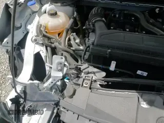 2023 Ford Escape z VIN 1FMCU0FN2PUA16123, wystawiony jako Copart lot #50237675 z przebiegiem 13 376 mil mil oraz Szkoda całkowita • Salvage title. Historia ofert i sprzedaży dostępna na DreamBid. Obrazek 14.