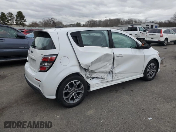 2018 Chevrolet Sonic LT z VIN 1G1JD6SB8J4112882, wystawiony jako Copart lot #50329714 z przebiegiem 92 192 mil mil oraz Szkoda całkowita • Salvage title. Historia ofert i sprzedaży dostępna na DreamBid. Obrazek 3.