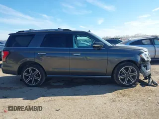 2019 Ford Expedition Limited with VIN 1FMJU1KT0KEA31594, listed as a IAAI auction lot 41311321 with 71,849 mi miles. Bid and sale history available at carsss.com. Image 13.