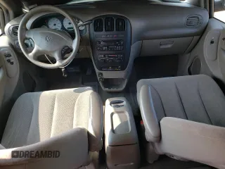 2003 Dodge Grand Caravan z VIN 2D4GP74L03R262069, wystawiony jako Copart lot #59040215 z przebiegiem 112 926 mil mil oraz Szkoda całkowita • Salvage title. Historia ofert i sprzedaży dostępna na DreamBid. Obrazek 8.