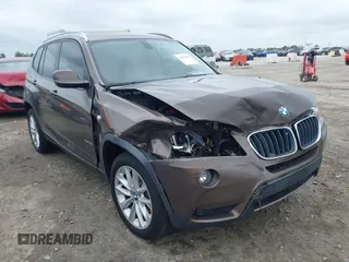 2013 BMW X3 xDrive28i with VIN 5UXWX9C50DLK59656, listed as a IAAI auction lot 41899196 with 130,417 mi miles. Bid and sale history available at carsss.com. Image 1.