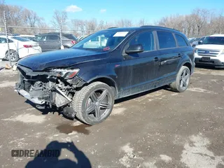 2014 Audi Q7 3.0T S line Prestige with VIN WA1DGBFE7ED010188, listed as a IAAI auction lot 41686912 with 149,233 mi miles. Bid and sale history available at carsss.com. Image 18.