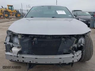 2017 Dodge Charger SE with VIN 2C3CDXBG9HH629787, listed as a IAAI auction lot 41347609 with 116,103 mi miles. Bid and sale history available at carsss.com. Image 6.
