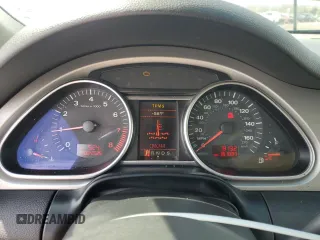 2008 Audi Q7 Premium with VIN WA1BY74L28D027861, listed as a Copart auction lot 51794535 with 181,037 mi miles and Salvage title. Bid and sale history available at DreamBid. Image 9.
