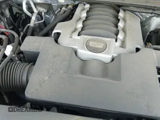 2015 Cadillac Escalade Luxury with VIN 1GYS3MKJ7FR537850, listed as a IAAI auction lot 42727101 with 134,328 mi miles and . Bid and sale history available at DreamBid. Image 18.