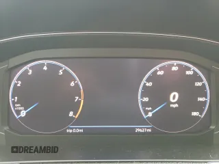 2020 Volkswagen Arteon SEL R-Line с VIN WVWSR7AN2LE017214, выставлен на аукционе Copart как лот 43005163 с пробегом 29 628 миль миль и . История ставок и продаж доступна на DreamBid. Изображение 9.