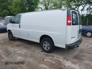 2006 Chevrolet Express Cargo with VIN 1GCFG15X261206862, listed as a IAAI auction lot 42170725 with 327,261 mi miles and . Bid and sale history available at DreamBid. Image 3.