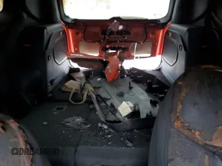 2015 Jeep Renegade Latitude z VIN ZACCJBBT3FPC21804, wystawiony jako Copart lot #44161075 z przebiegiem Nie podano mil oraz Szkoda całkowita • Salvage title. Historia ofert i sprzedaży dostępna na DreamBid. Obrazek 10.