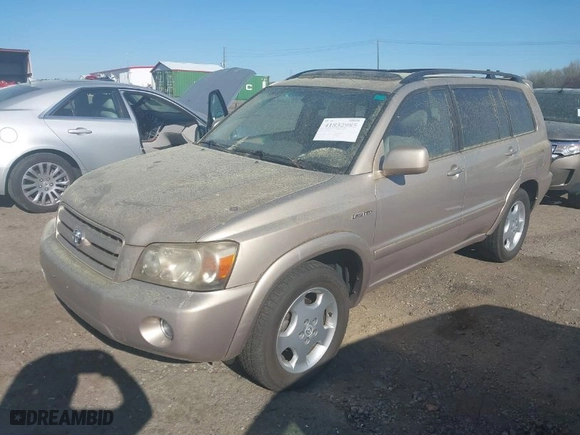 2004 Toyota Highlander with VIN JTEDP21A240032210, listed as a IAAI auction lot 41832985 with 1 mi miles. Bid and sale history available at carsss.com. Image 2.