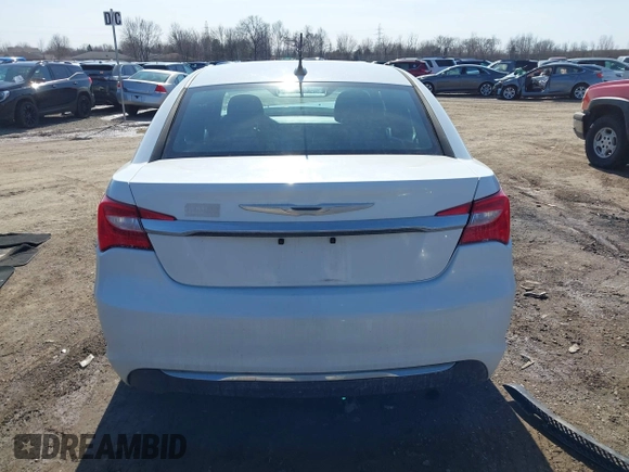 2013 Chrysler 200 LX with VIN 1C3CCBAB1DN640487, listed as a IAAI auction lot 41772952 with 173,109 mi miles. Bid and sale history available at carsss.com. Image 17.