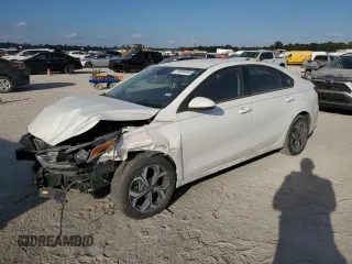 2021 Kia Forte LXS with VIN 3KPF24ADXME382578, listed as a Copart auction lot 78405084 with 69,440 mi miles and Salvage Title. Bid and sale history available at carsss.com. Image 1.