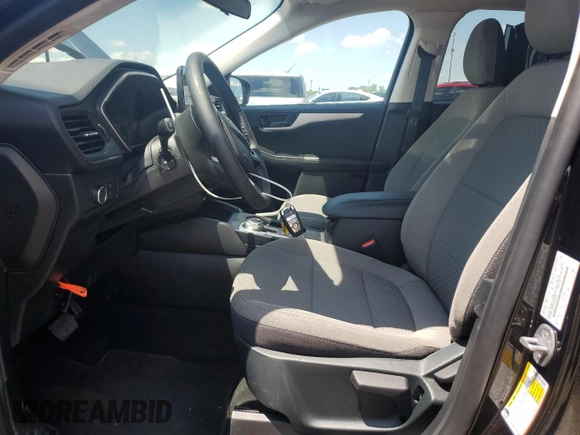 2022 Ford Escape SE z VIN 1FMCU9G67NUB69346, wystawiony jako Copart lot #63013015 z przebiegiem Nie podano mil oraz Czysty tytuł • Clean title. Historia ofert i sprzedaży dostępna na DreamBid. Obrazek 7.