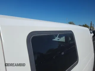 2000 Chevrolet Astro Cargo z VIN 1GCDM19W4YB196124, wystawiony jako IAAI lot #42398481 z przebiegiem 200 414 mil mil oraz . Historia ofert i sprzedaży dostępna na DreamBid. Obrazek 46.