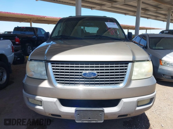 2003 Ford Expedition Special Service with VIN 1FMPU15L73LB62735, listed as a IAAI auction lot 42565384 with 231,637 mi miles and . Bid and sale history available at DreamBid. Image 6.
