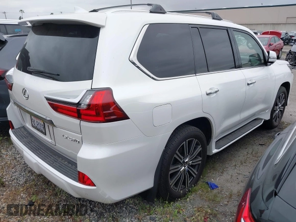 2018 Lexus LX 570 z VIN JTJHY7AX6J4265951, wystawiony jako IAAI lot #41919574 z przebiegiem 59 314 mil mil oraz . Historia ofert i sprzedaży dostępna na DreamBid. Obrazek 4.