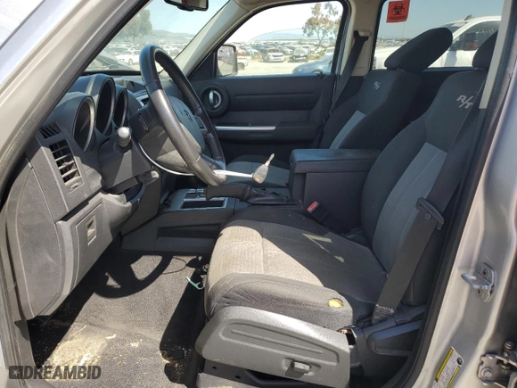 2007 Dodge Nitro R/T with VIN 1D8GT58667W619481, listed as a Copart auction lot 52416025 with 205,017 mi miles and Clean Title. Bid and sale history available at carsss.com. Image 7.