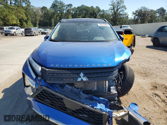 2024 Mitsubishi Eclipse Cross SE with VIN JA4ATWAA9RZ010745, listed as a Copart auction lot 74715824 with 4,165 mi miles and Salvage title. Bid and sale history available at DreamBid. Image 5.