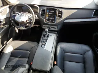 2021 Volvo XC90 Momentum z VIN YV4102CK3M1702436, wystawiony jako Copart lot #66855793 z przebiegiem 41 700 mil mil oraz . Historia ofert i sprzedaży dostępna na DreamBid. Obrazek 8.