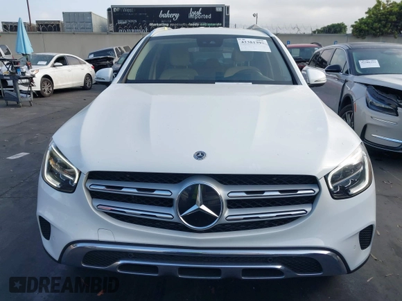 2022 Mercedes-Benz GLC 300 with VIN W1N0G8DB0NG057604, listed as a IAAI auction lot 42381397 with 29,171 mi miles and . Bid and sale history available at DreamBid. Image 13.