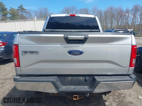 2015 Ford F-150 XLT with VIN 1FTEW1EG5FFA40936, listed as a IAAI auction lot 42011697 with 199,722 mi miles. Bid and sale history available at carsss.com. Image 16.