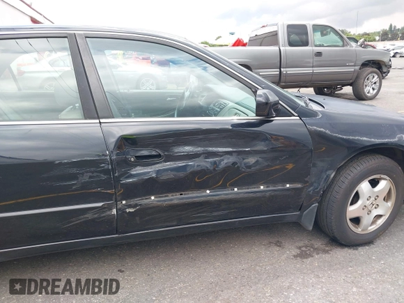 2000 Honda Accord EX с VIN 1HGCG1659YA018277, выставлен на аукционе IAAI как лот 42334541 с пробегом 243 362 миль миль и . История ставок и продаж доступна на DreamBid. Изображение 6.