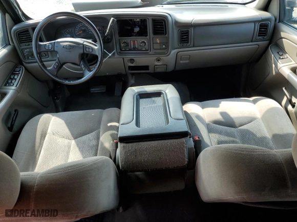 2005 Chevrolet Avalanche LS with VIN 3GNEC12ZX5G293267, listed as a Copart auction lot 62488614 with 209,474 mi miles and Clean Title. Bid and sale history available at carsss.com. Image 8.