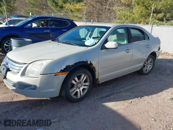 2008 Ford Fusion SEL with VIN 3FAHP08118R156805, listed as a IAAI auction lot 41853953 with 194,455 mi miles. Bid and sale history available at carsss.com. Image 17.