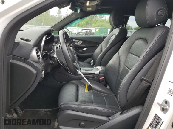 2021 Mercedes-Benz GLC 300 with VIN W1N0G8EB3MV322072, listed as a Copart auction lot 61944165 with 65,974 mi miles and Clean title. Bid and sale history available at DreamBid. Image 7.