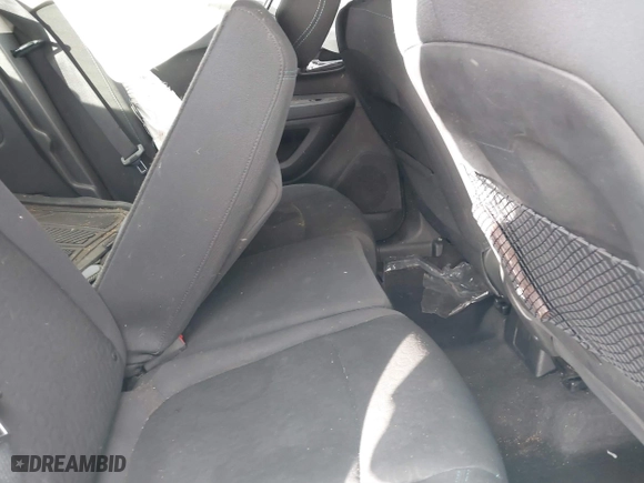 2016 Chevrolet Trax LS with VIN 3GNCJKSB6GL260251, listed as a IAAI auction lot 38243033 with 1 mi miles. Bid and sale history available at carsss.com. Image 8.
