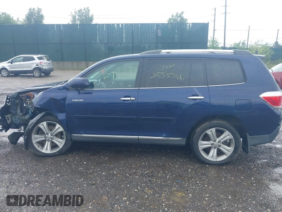 2012 Toyota Highlander Limited with VIN 5TDDK3EH9CS157524, listed as a IAAI auction lot 42340448 with Not provided miles and . Bid and sale history available at DreamBid. Image 13.