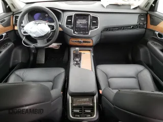 2024 Volvo XC90 Plus Bright Theme with VIN YV4L12PE8R1173048, listed as a Copart auction lot 83566354 with 13,738 mi miles and Salvage Title. Bid and sale history available at DreamBid. Image 8.