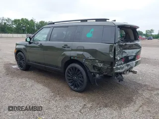 2025 Hyundai Santa Fe Calligraphy с VIN 5NMP5DGL7SH121795, выставлен на аукционе IAAI как лот 42488004 с пробегом 1 974 миль миль и . История ставок и продаж доступна на DreamBid. Изображение 3.
