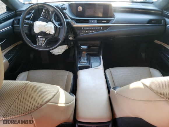 2019 Lexus ES with VIN 58ABZ1B11KU023085, listed as a Copart auction lot 47948015 with 70,676 mi miles and Salvage Title. Bid and sale history available at carsss.com. Image 8.