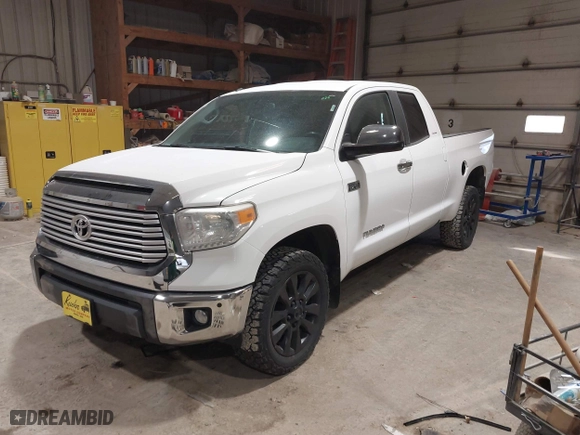 2015 Toyota Tundra 4WD Truck LTD with VIN 5TFBY5F18FX455404, listed as a IAAI auction lot 41329106 with NaN miles. Bid and sale history available at carsss.com. Image 17.