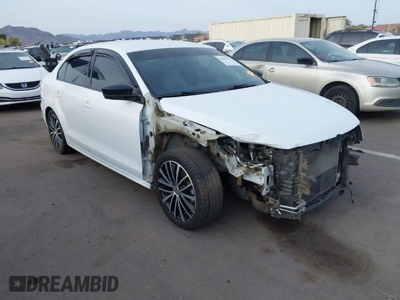 2016 Volkswagen Jetta Sport z VIN 3VWD17AJXGM394402, wystawiony jako IAAI lot #41896331 z przebiegiem 147 771 mil mil oraz . Historia ofert i sprzedaży dostępna na DreamBid. Obrazek 1.