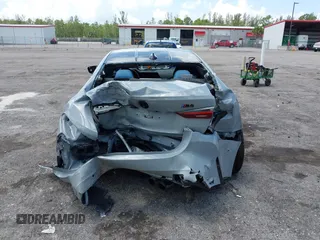 2022 BMW M4 Competition xDrive z VIN WBS43AZ04NCK16515, wystawiony jako IAAI lot #42505726 z przebiegiem Nie podano mil oraz . Historia ofert i sprzedaży dostępna na DreamBid. Obrazek 6.