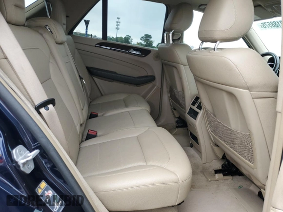 2015 Mercedes-Benz M 350 with VIN 4JGDA5HB2FA482504, listed as a Copart auction lot 62188575 with 233,700 mi miles and Salvage title. Bid and sale history available at DreamBid. Image 11.