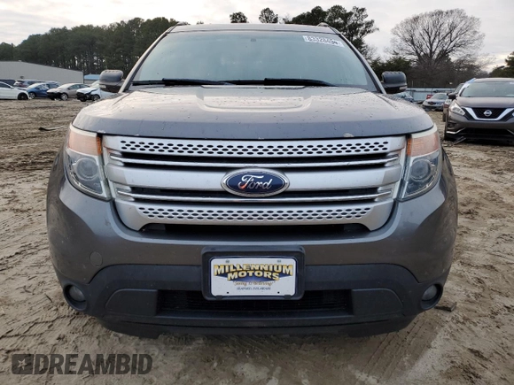 2014 Ford Explorer XLT with VIN 1FM5K7D83EGB22273, listed as a Copart auction lot 83328454 with 136,003 mi miles and Salvage Title. Bid and sale history available at carsss.com. Image 5.